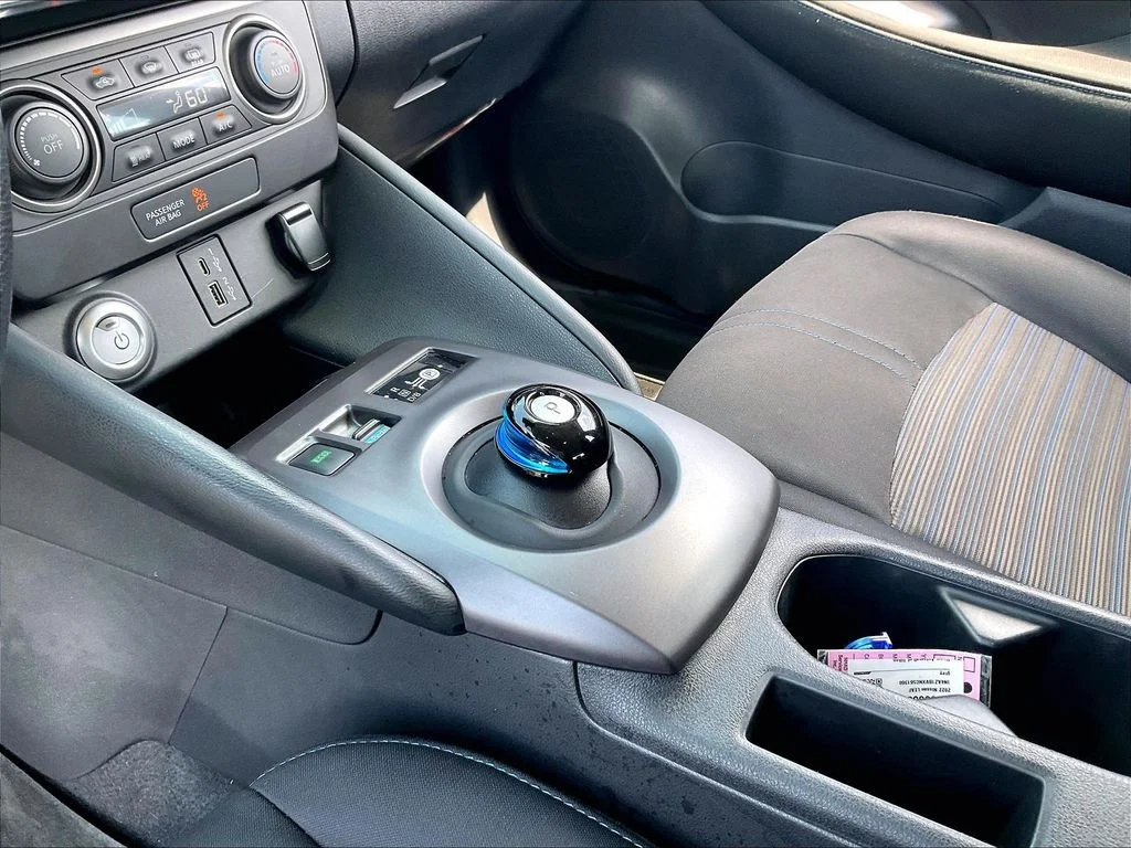 Used 2022 Gun Metallic Nissan S image 19