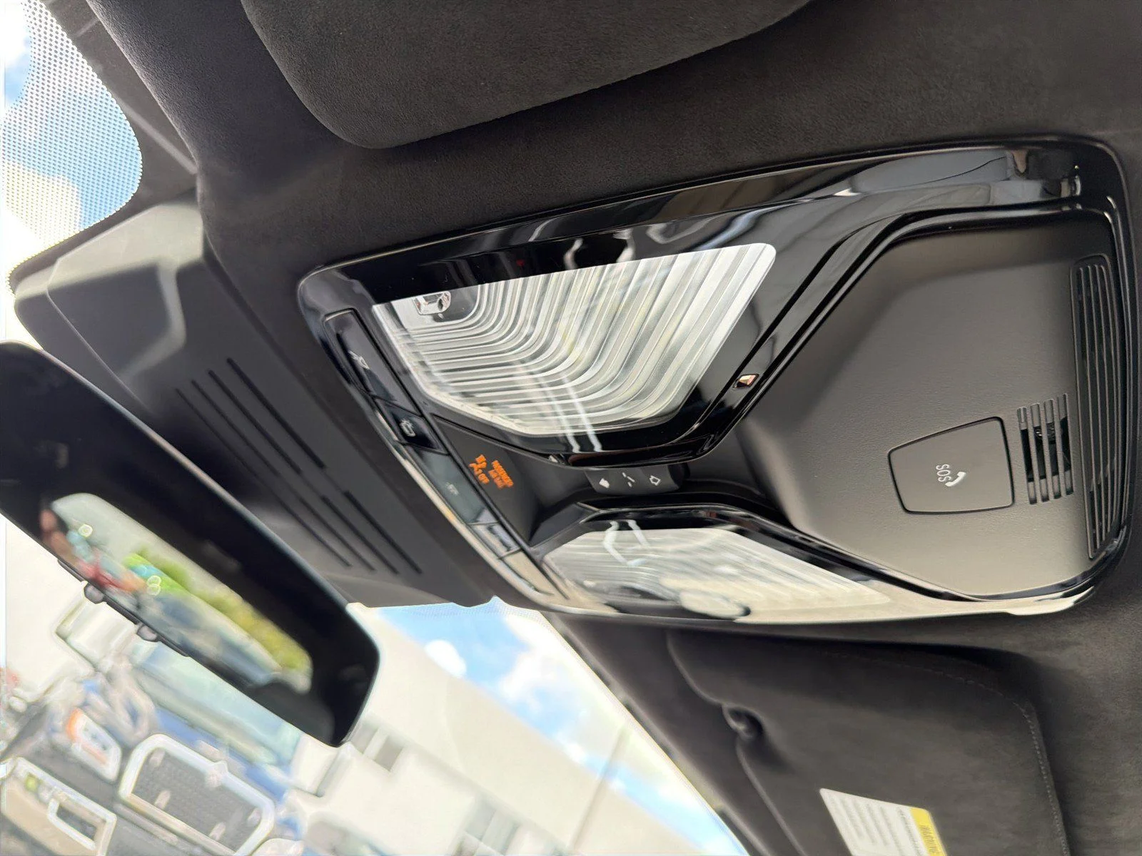 New 2027 Skyscraper Grey Metallic BMW xDrive40i image 40