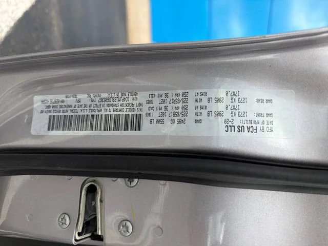 Used 2020 Silver Jeep Latitude Plus 4x4 image 16