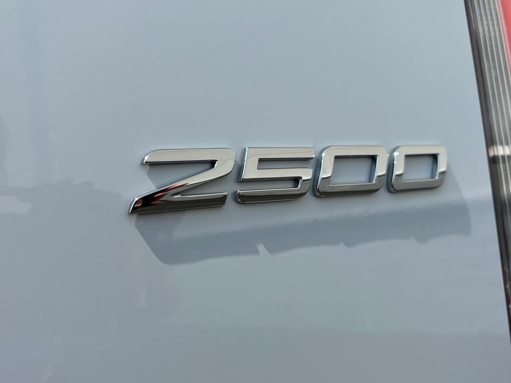 New 2026 Arctic+White Mercedes-Benz Cargo 144 WB image 27