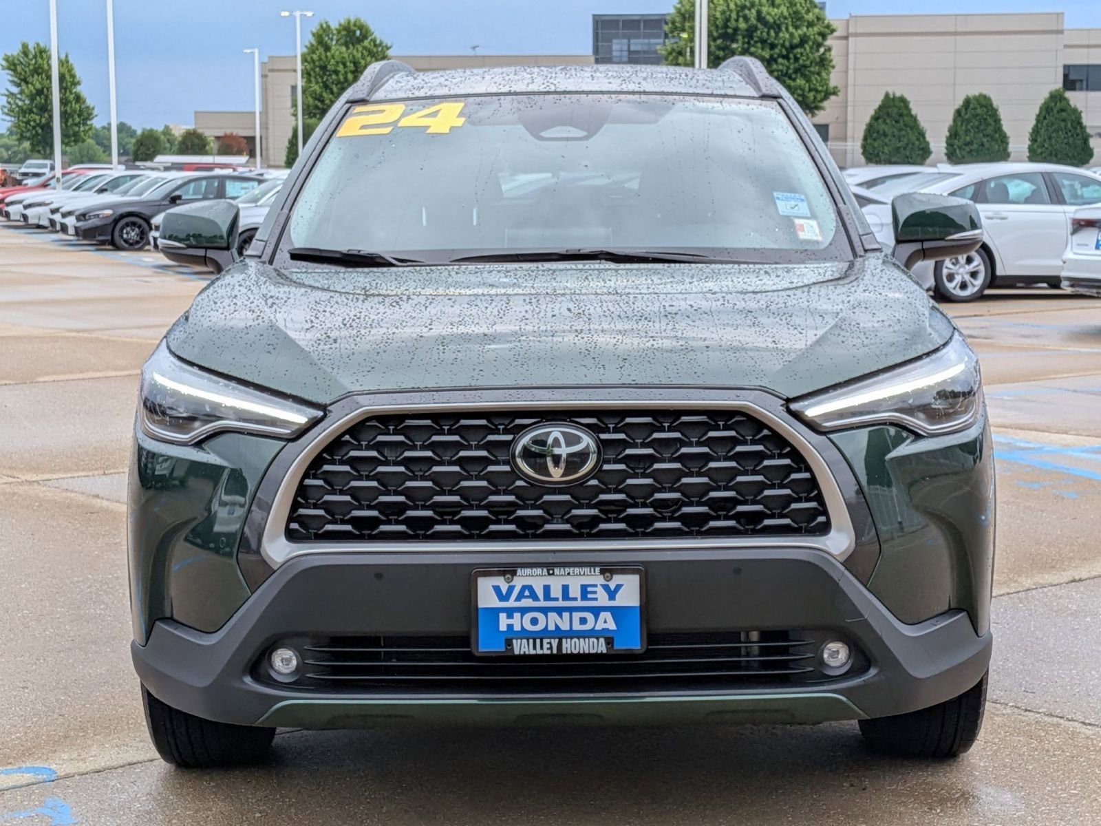Used 2024 Cypress Toyota XLE AWD image 3