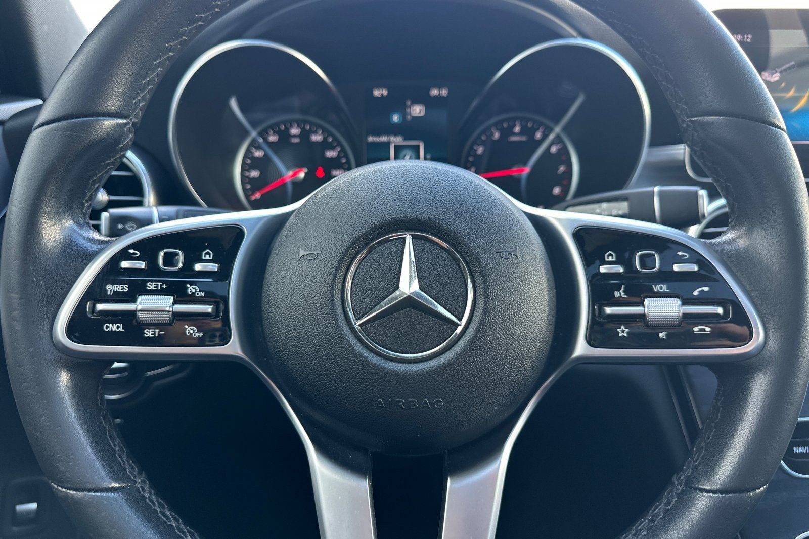 Used 2019 WHITE Mercedes-Benz C 300 image 21