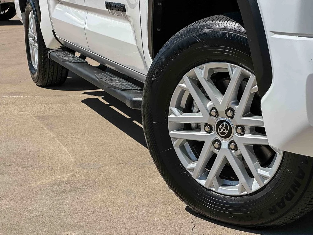 2024 Toyota Tundra SR5 - Photo 9