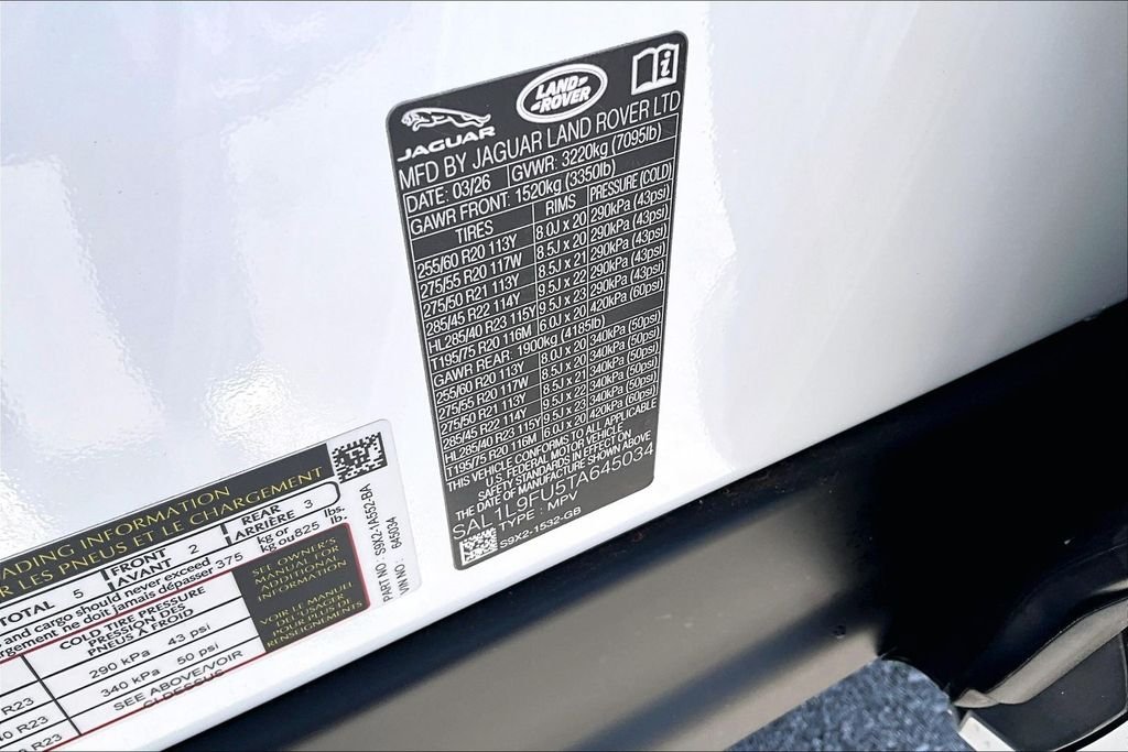 New 2026 Fuji White Land Rover Dynamic SE image 13