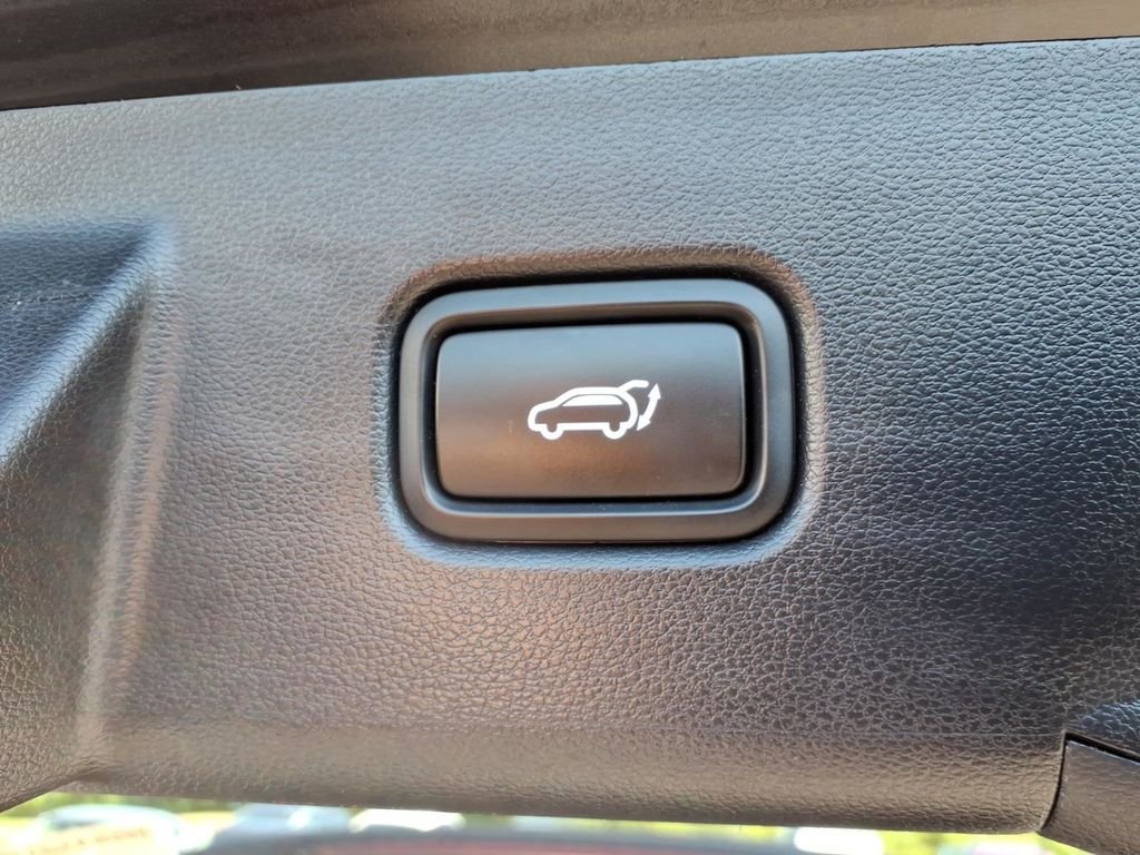 Used 2023 Phantom Black Hyundai SEL W/HEATED SEATS & POWER LIFTGATE image 32