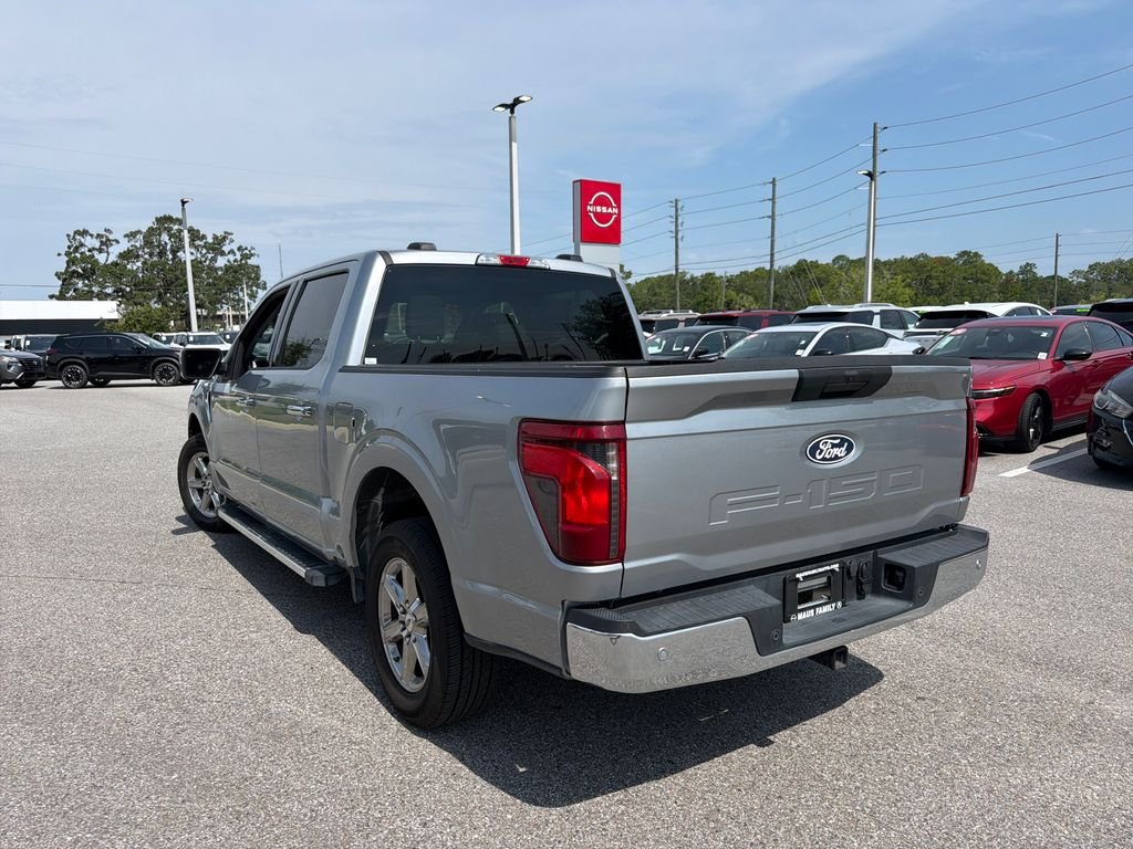 Used 2025 Silver Metallic Ford XLT image 5