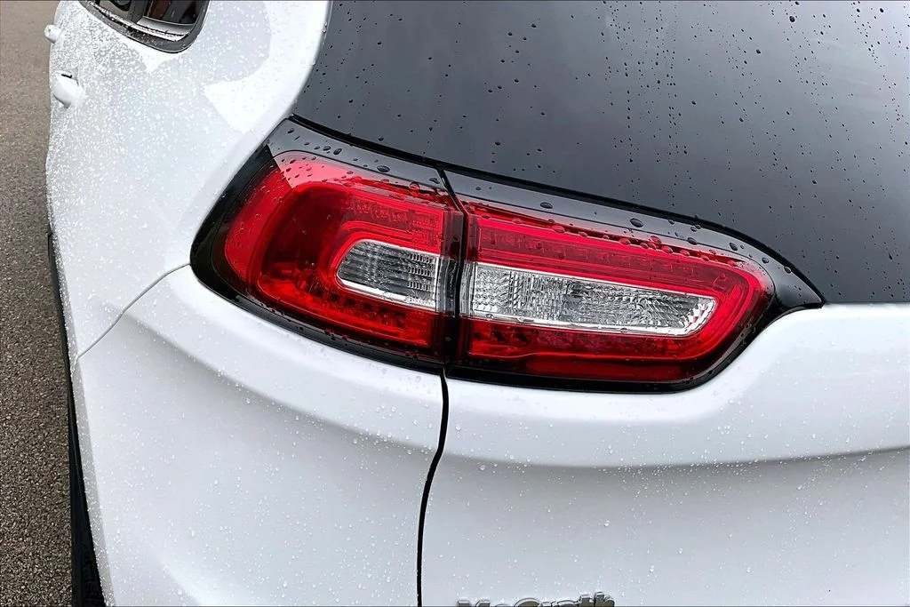 2017 Jeep Cherokee Latitude - Photo 23
