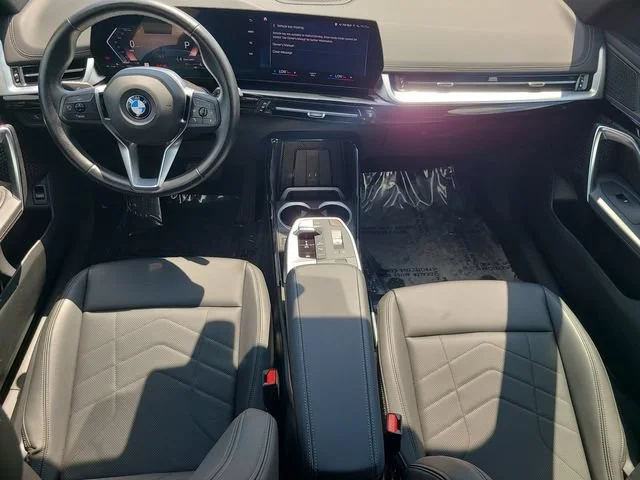 Used 2023 Blue BMW xDrive28i image 14