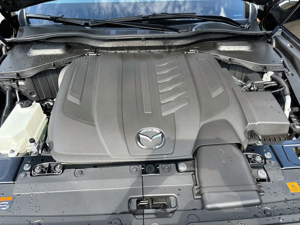 Certified Used 2025 Jet Black Mazda 3.3 Turbo Preferred image 31