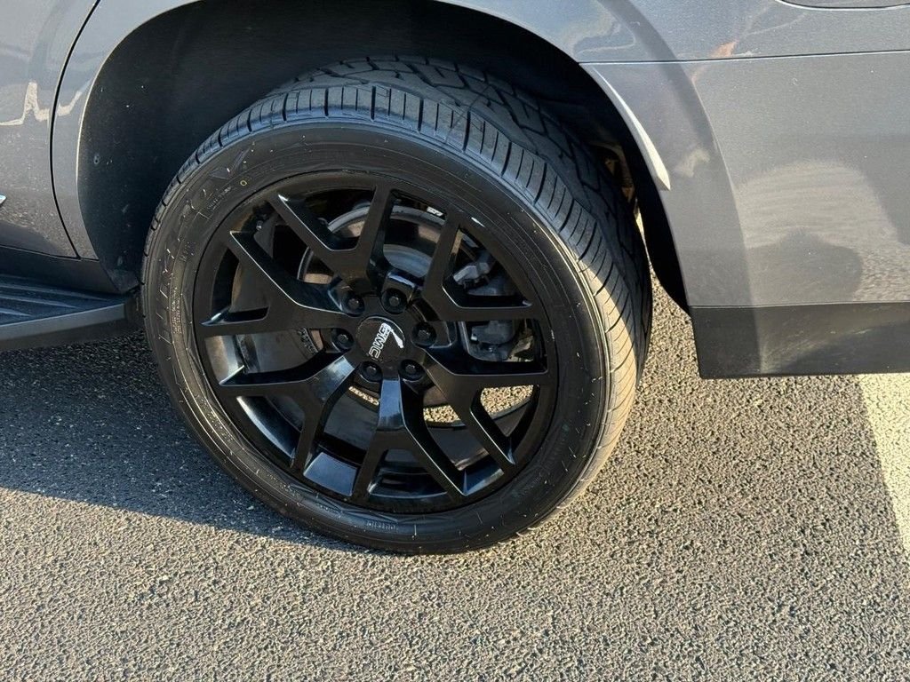 2021 GMC Yukon SLT - Photo 10