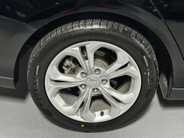 2023 Honda Accord LX - Photo 11