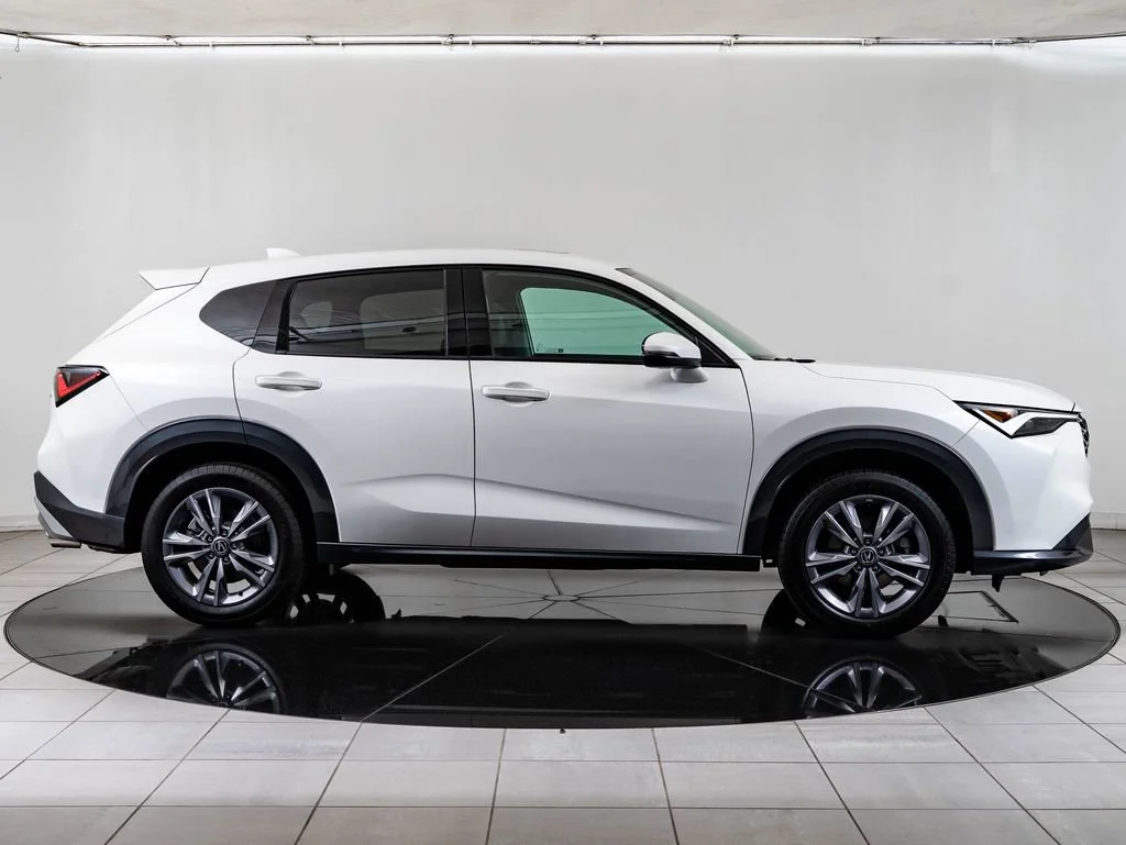 Used 2025 Platinum White Pearl Acura  image 11