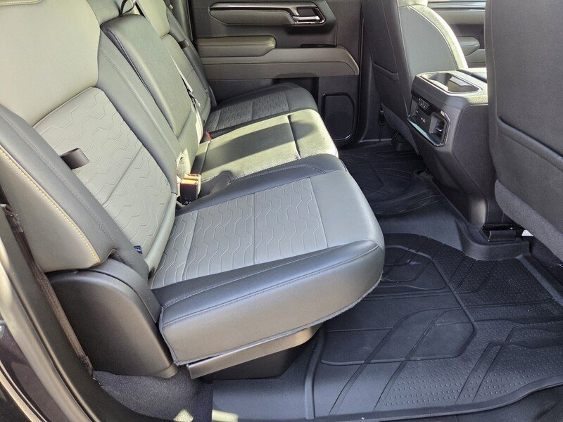 Used 2022 Gray Chevrolet ZR2 image 19