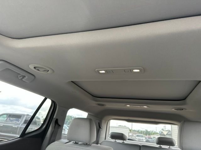 Used 2020 Red GMC SLE image 23