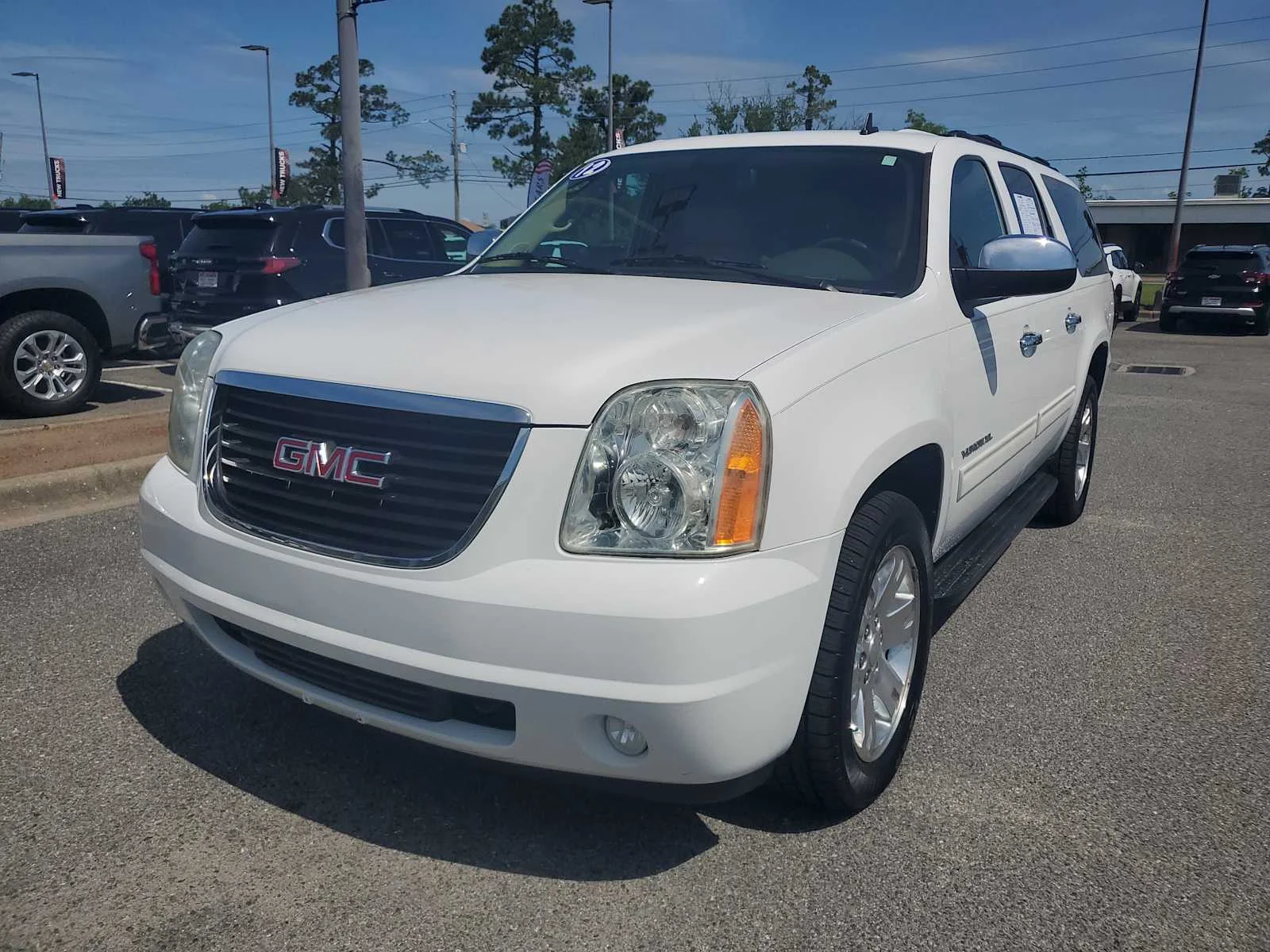 2012 GMC Yukon 2WD 1/2 Ton SLT (4SA)'s photo