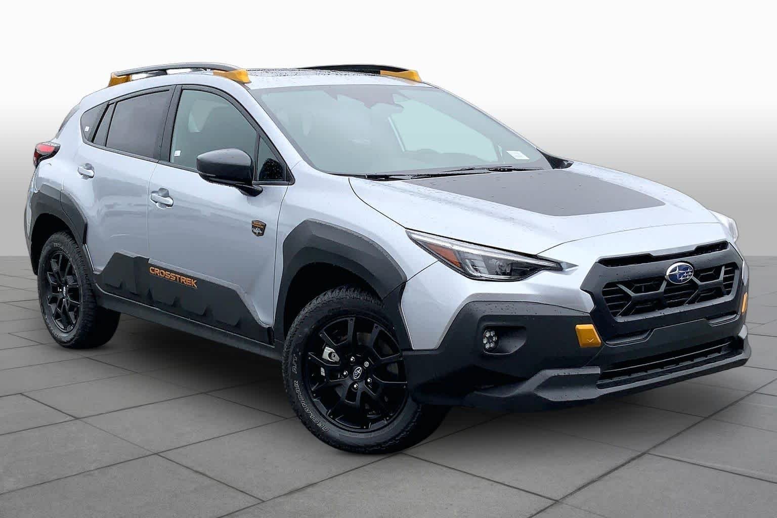 Used 2025 Ice Silver Metallic Subaru Wilderness image 3