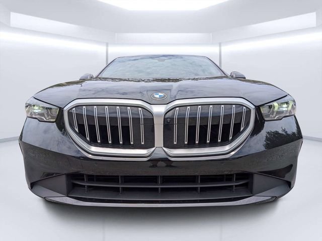 Used 2025 Black BMW 530i image 8
