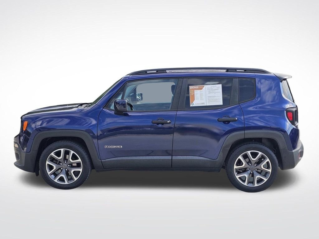 Used 2017 Blue Jeep Latitude image 9