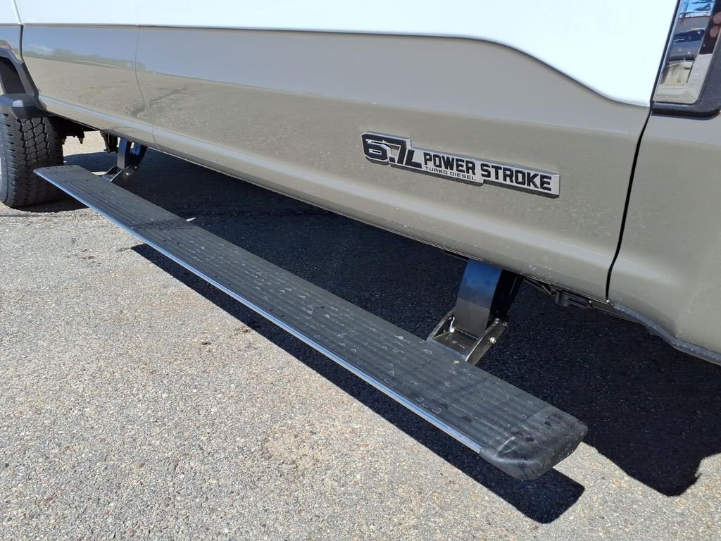 New 2026 Star White Metallic Tri-Coat Ford F-350® King Ranch® image 12