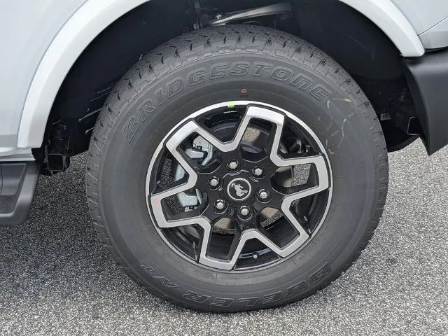 New 2026 Oxford White Ford Outer Banks image 38