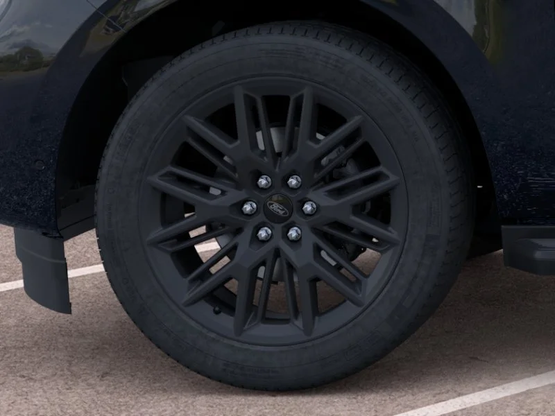 New 2026 Agate Black Metallic Ford MAX Platinum® image 19