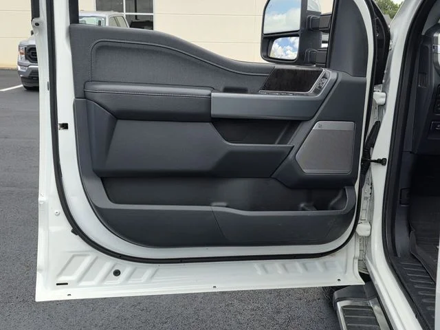 Certified Used 2022 Star White Ford Lariat image 15