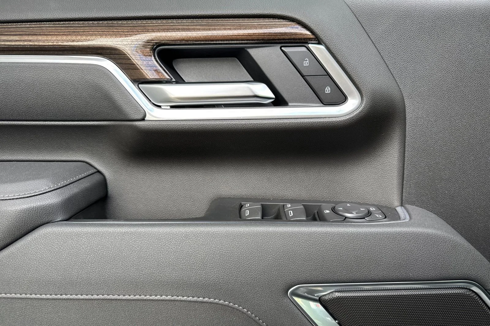2026 Chevrolet Silverado 2500 HD LT - Photo 10