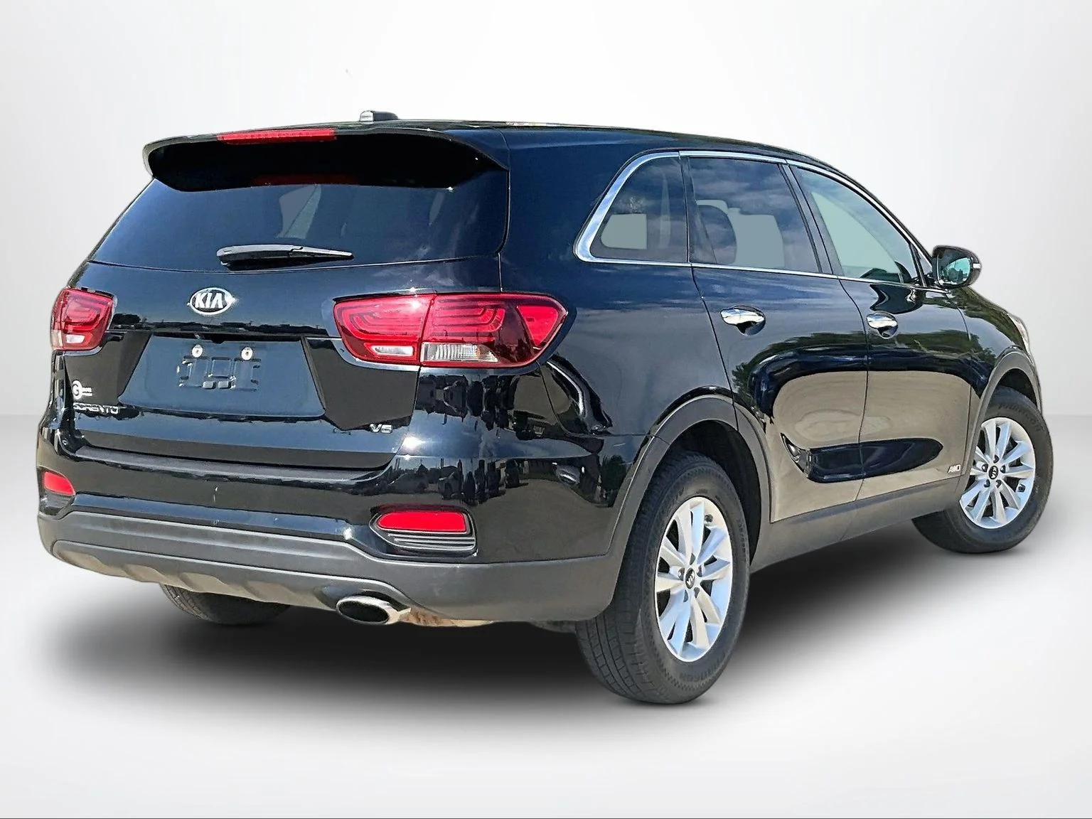 Used 2020 Black Kia LX image 3