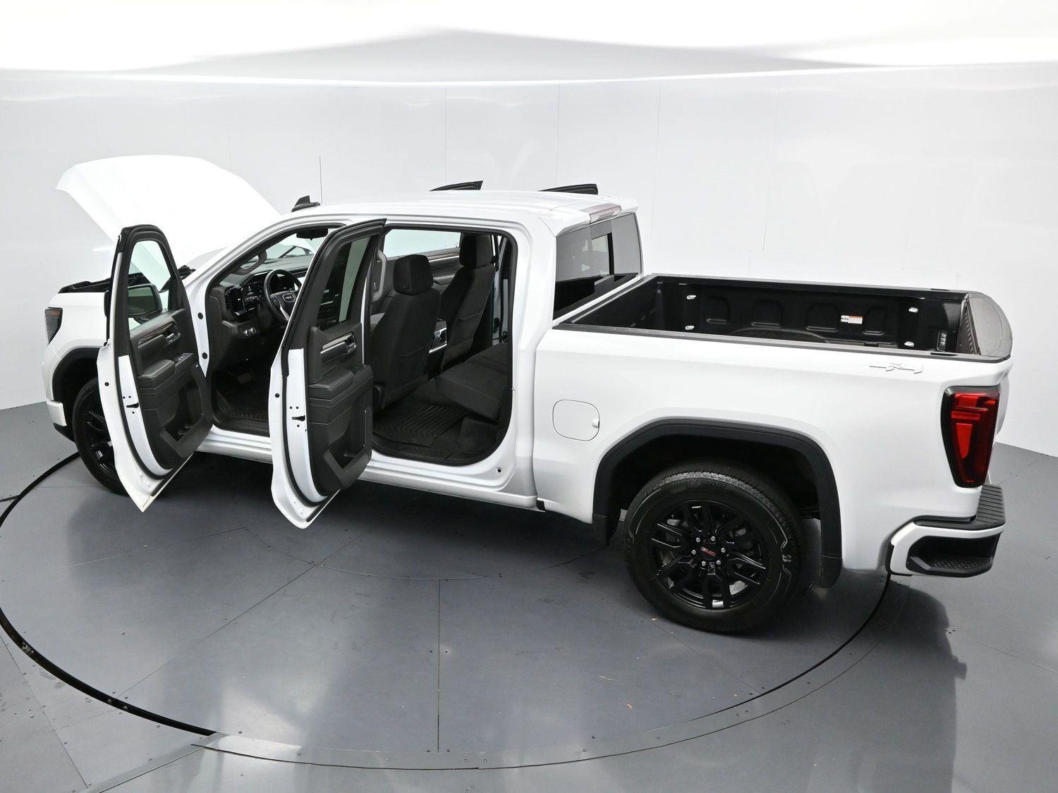 Used 2024 Summit White GMC Elevation image 38