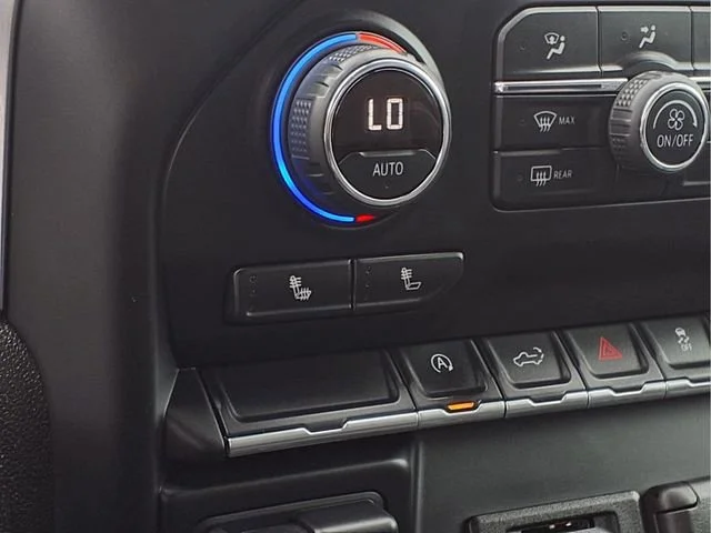 Used 2019 CAJUN RED TINTCOAT Chevrolet LT image 10