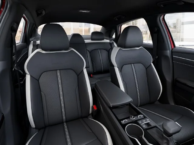 New 2027 Runway Red Kia GT-Line image 15