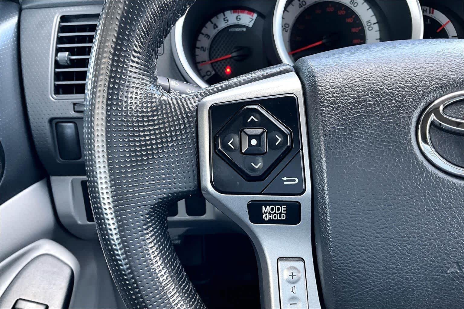Used 2015 Black Toyota  image 23