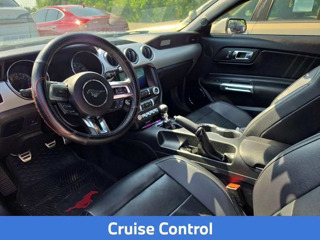 Used 2017 White Ford GT Premium image 7