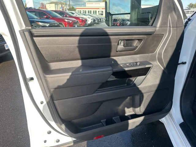 2026 Toyota Tundra SR5 - Photo 14