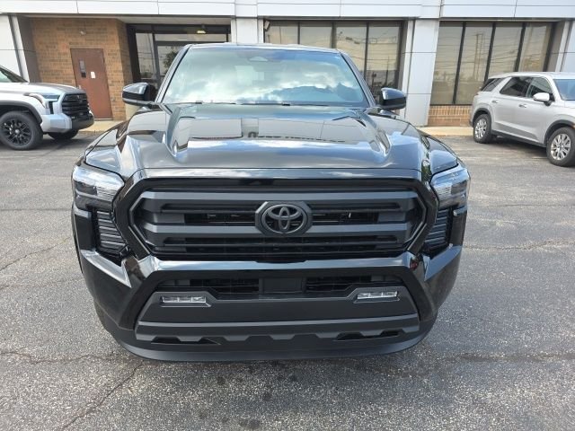 New 2026 Black Toyota  SR5 image 2