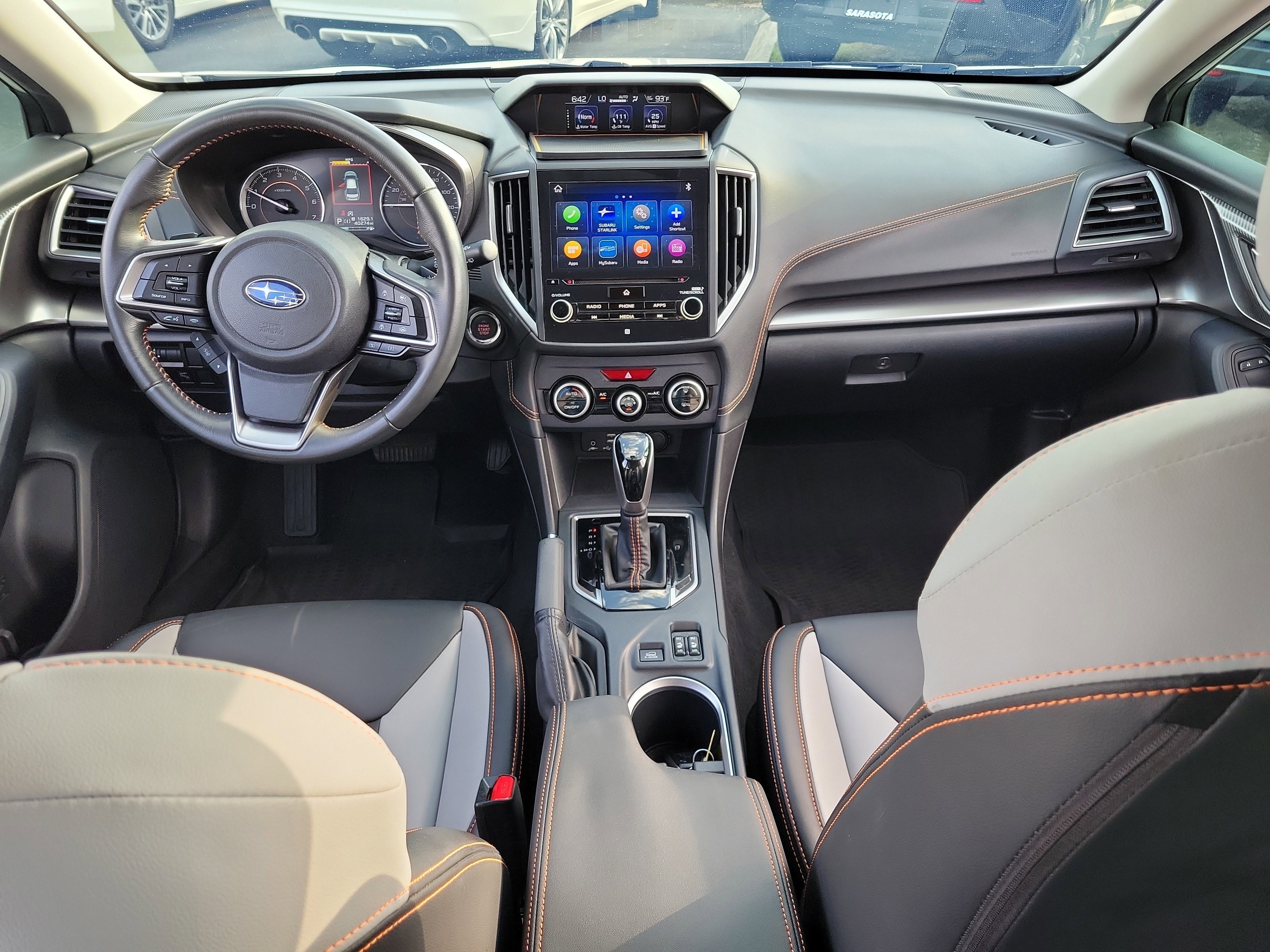 Used 2022 Crystal White Pearl Subaru Limited image 15