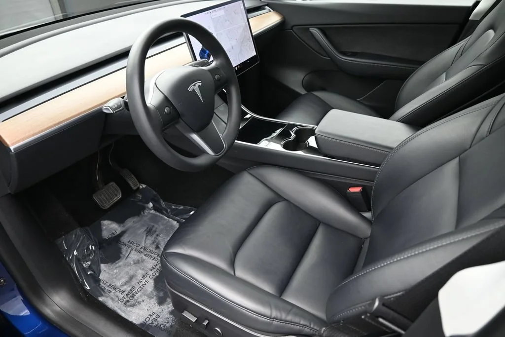 Used 2021 Blue Tesla Long Range image 10