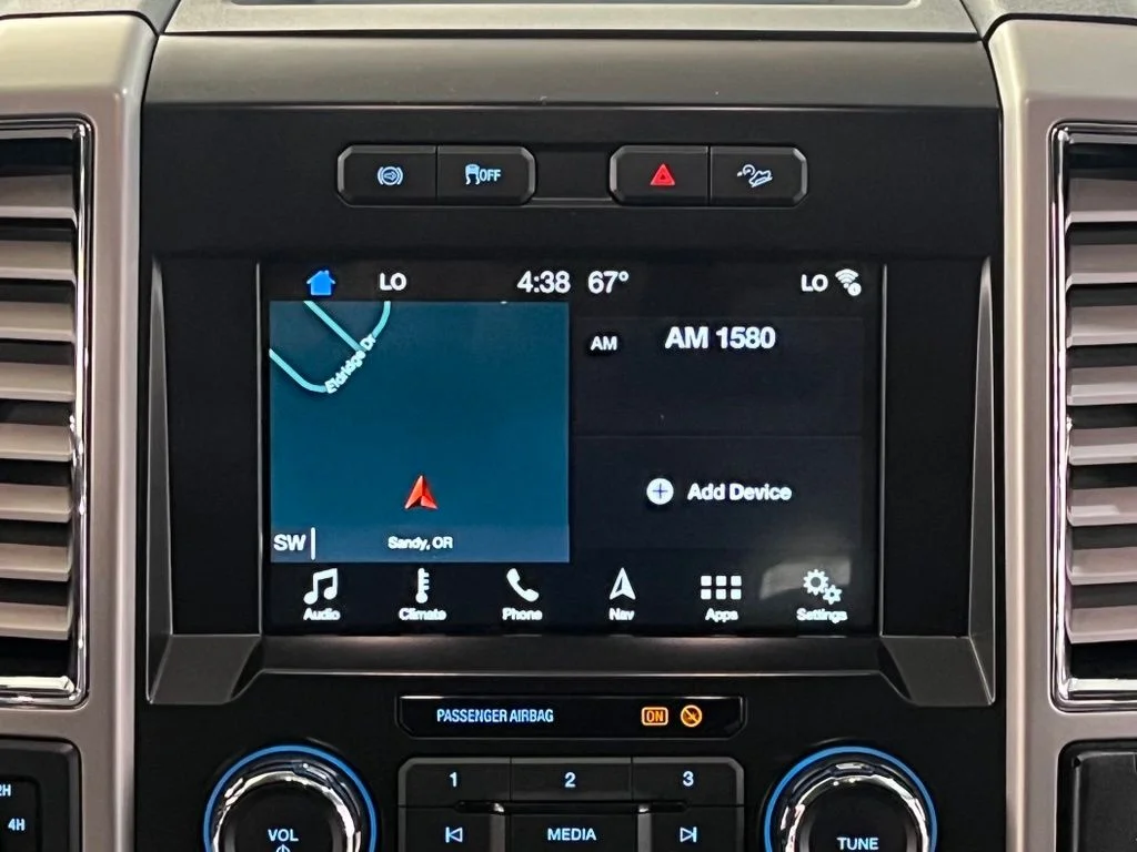 Used 2017 Silver Ford Lariat image 19