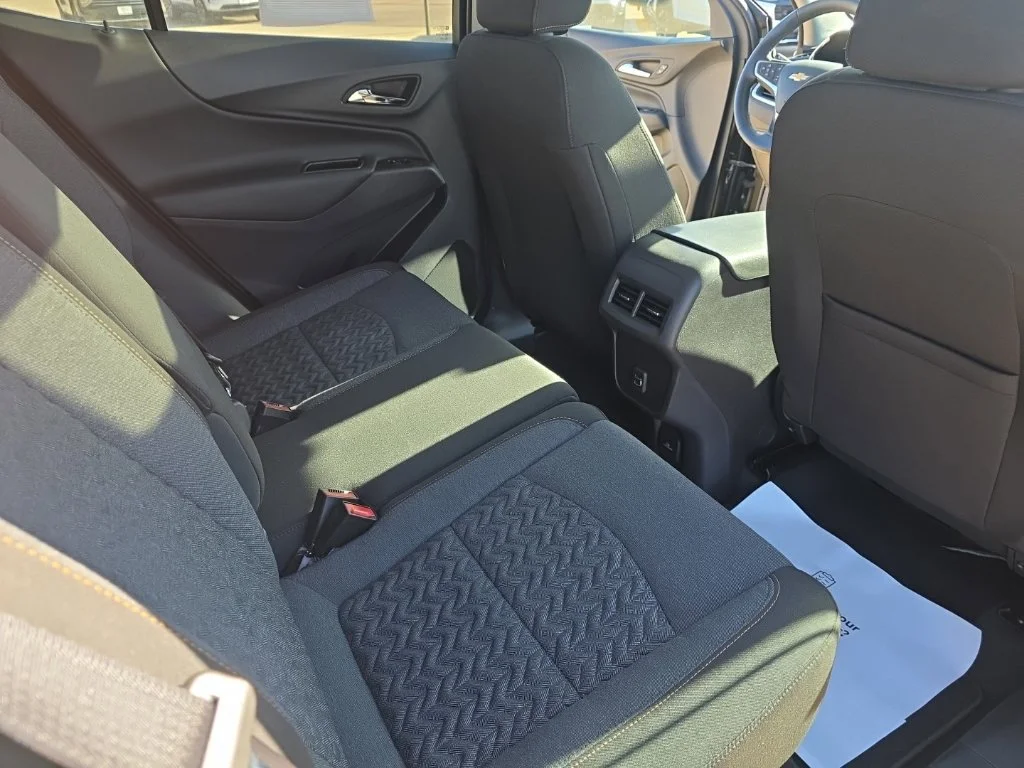 2024 Chevrolet Equinox LT - Photo 23