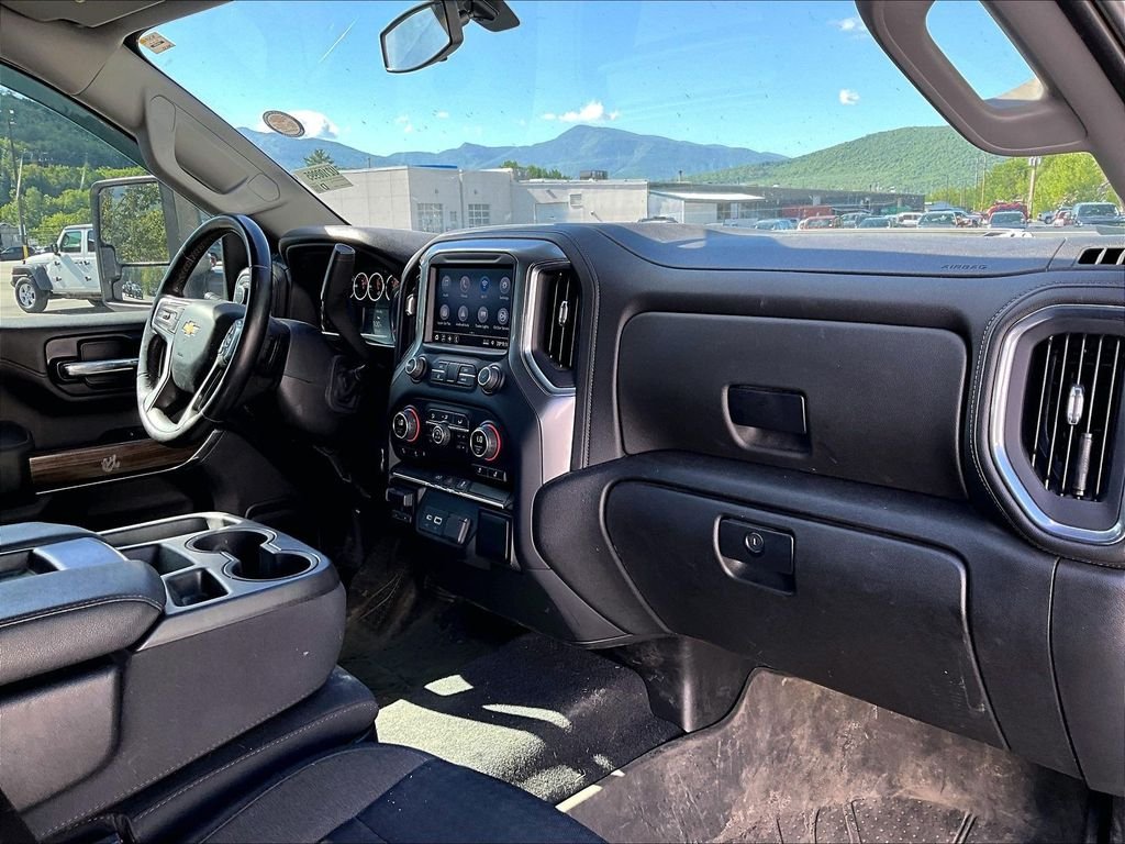 Used 2022 Summit White Chevrolet LT image 14
