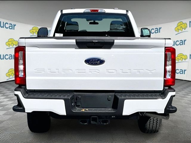 2026 Ford F-250SD — photo 4