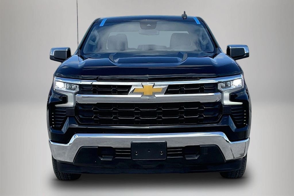 Used 2023 Black Chevrolet LT image 3