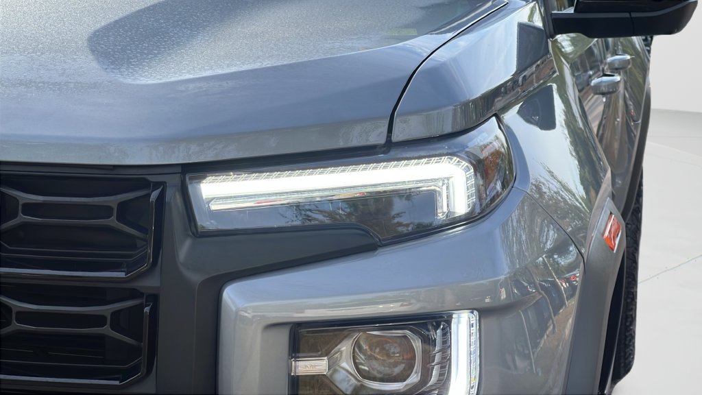 Used 2026 Silver GMC Elevation image 24