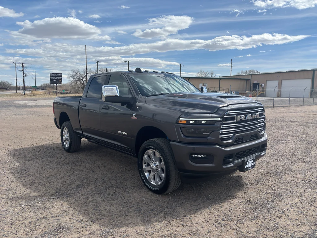 New 2026 Granite Crystal Metallic Clear-Coat Exterior Paint RAM Laramie image 3