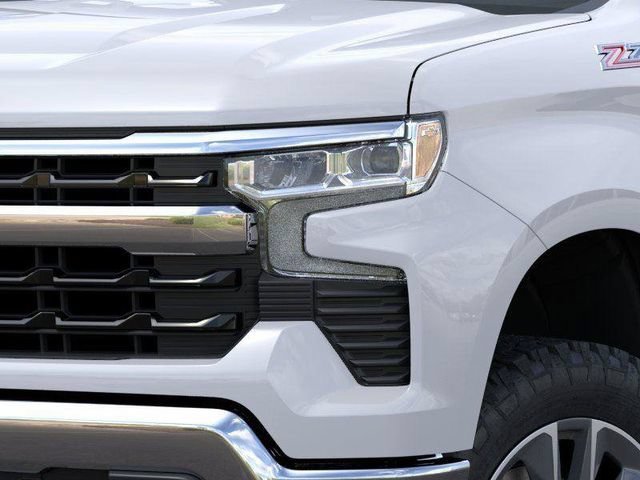 New 2026 Summit White Chevrolet LT image 10