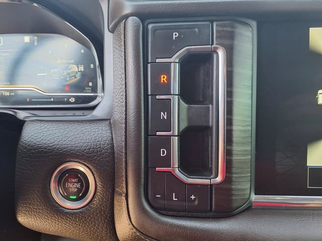Used 2022 White GMC Denali image 14