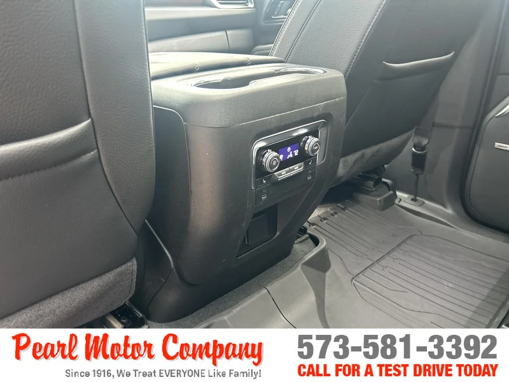 2026 GMC Yukon Denali - Photo 22
