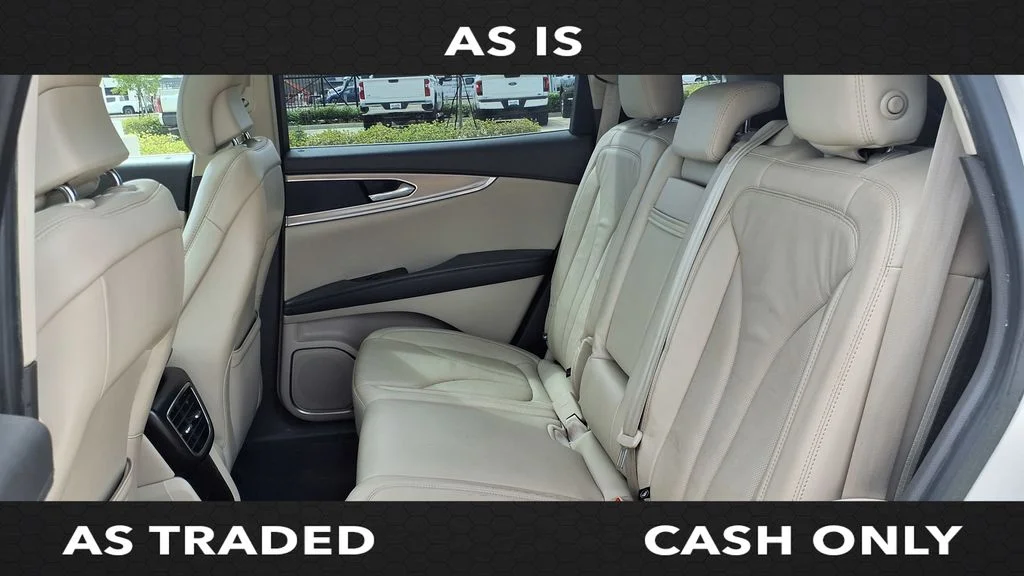 Used 2017 White Lincoln Reserve image 15