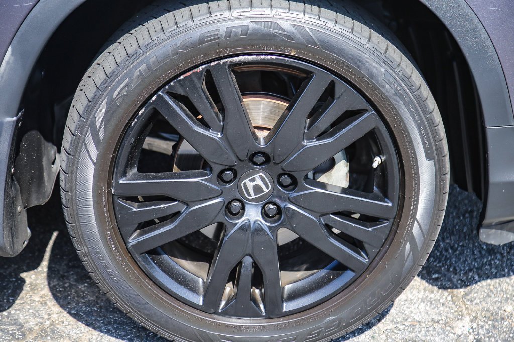 Used 2019 Modern Steel Metallic Honda Touring image 9