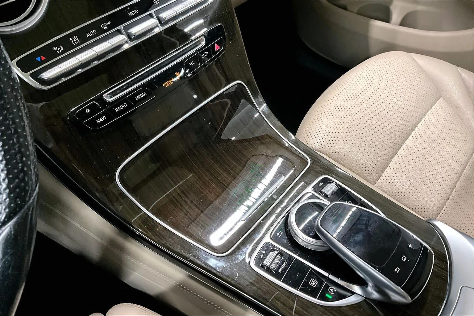 Used 2016 Polar White Mercedes-Benz GLC 300 image 16